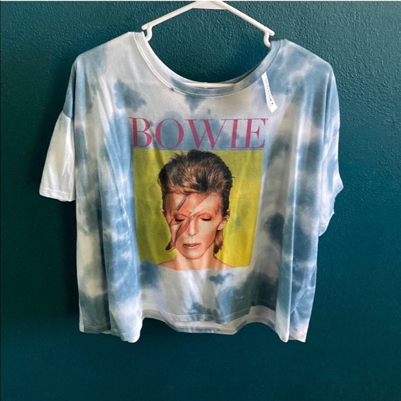 NWT Licensed Rock Star Graphic Cropped T-Shirt for Women 🎸 - Picture 5 of 10